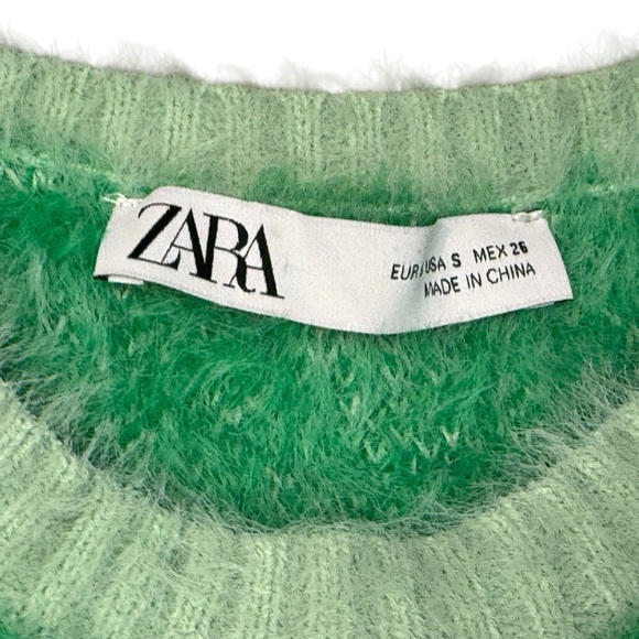 Green Checkered Sweater - Picture 6 of 13